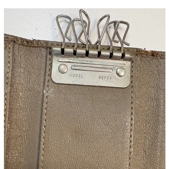 Chloe Taupe Brown Leather Monogram Key Holder Wallet - Picture 6 of 13
